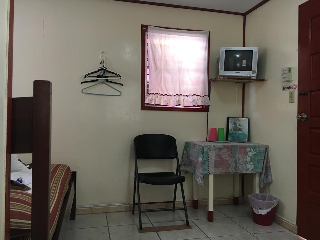 Mara'S Place 호텔 Caye Caulker 외부 사진