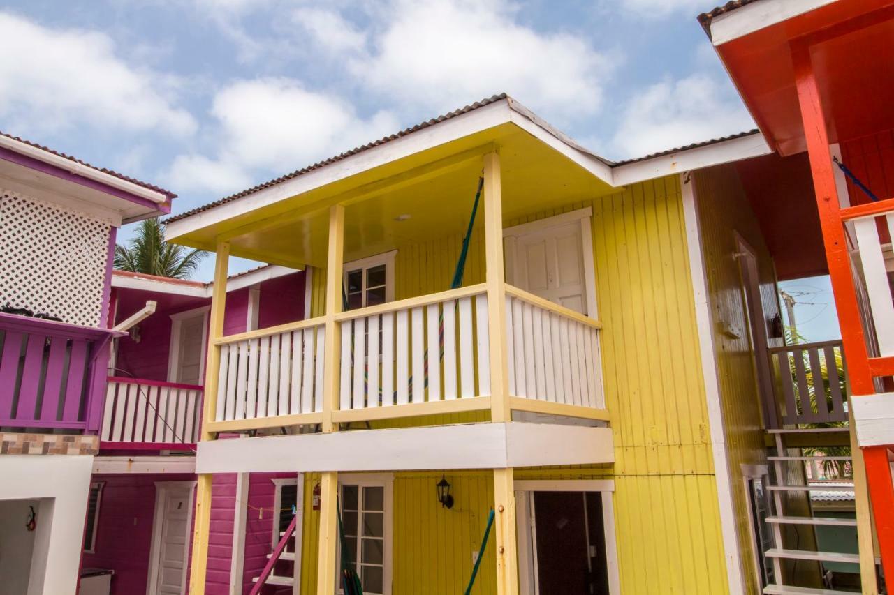 Mara'S Place 호텔 Caye Caulker 외부 사진